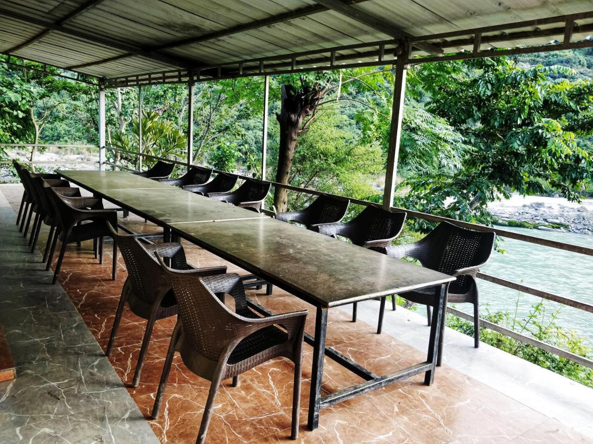 Camp High 5 Jayalgarh Hotel Dangchura Bagian luar foto