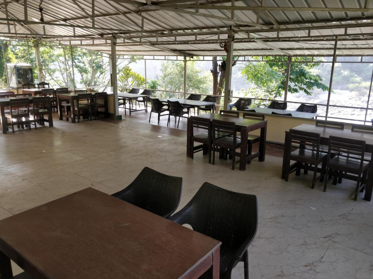 Camp High 5 Jayalgarh Hotel Dangchura Bagian luar foto