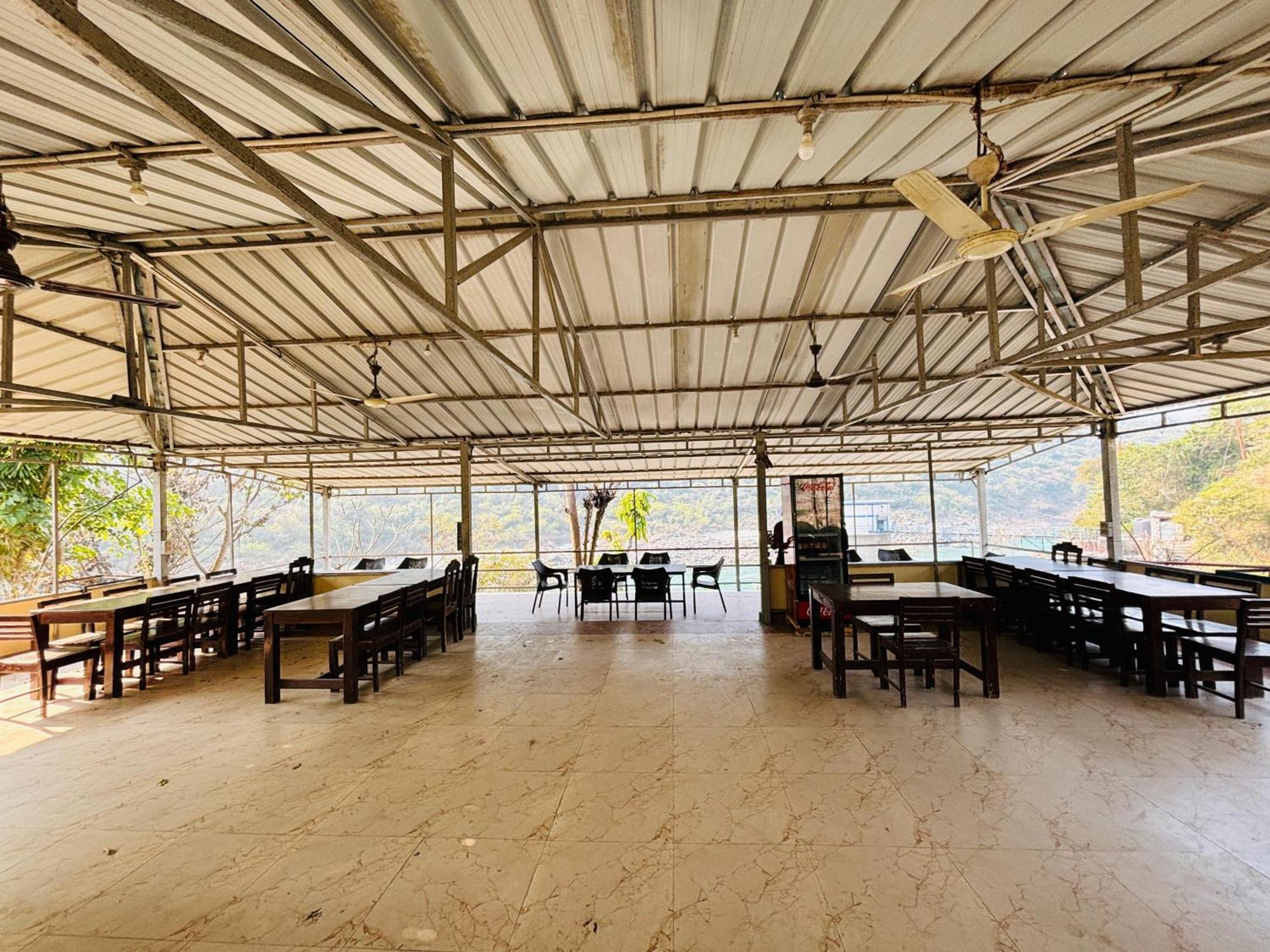 Camp High 5 Jayalgarh Hotel Dangchura Bagian luar foto